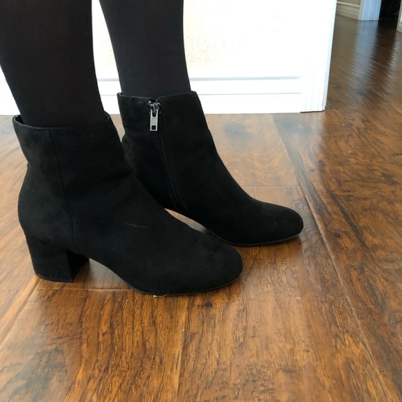 Shoes - Black booties with small heel
